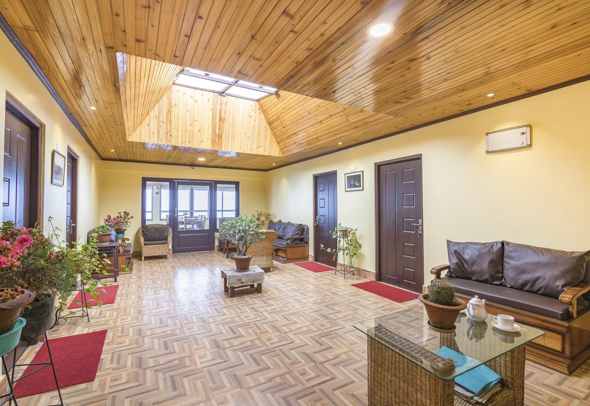 Hotel Yang'S Inn Darjeeling  Exteriör bild